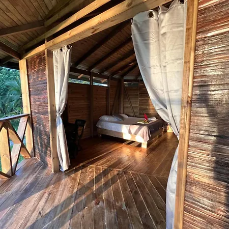 Popochos Beach Eco Lodge Nuquí Exterior photo