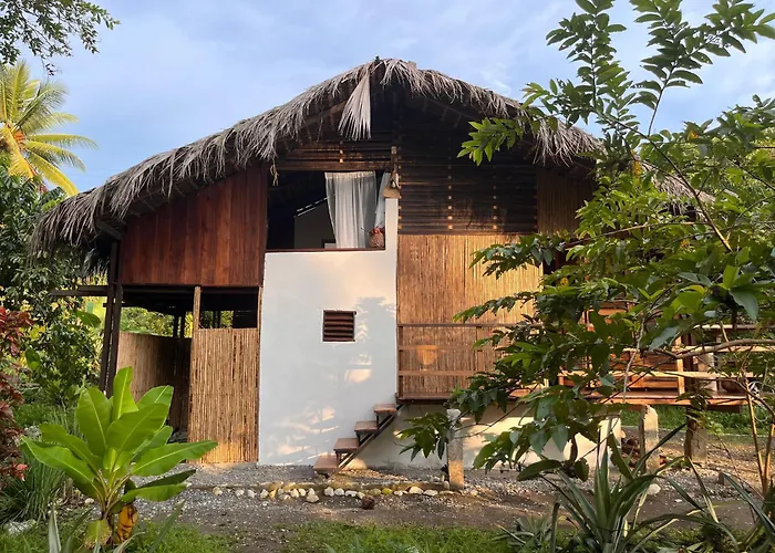 Popochos Beach Eco Lodge